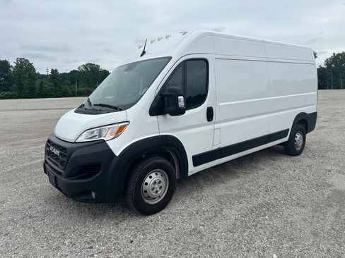 Used 2023 RAM ProMaster 2500 w/ Safety Group (A) FWD image 7