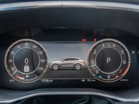 Used 2024 Jaguar F-PACE R-Dynamic S AWD/4WD image 9