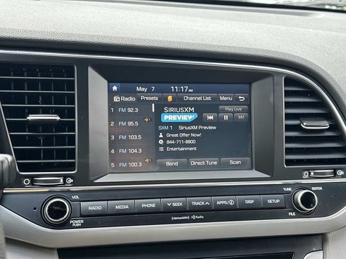 Used 2018 Hyundai Elantra SEL FWD image 28