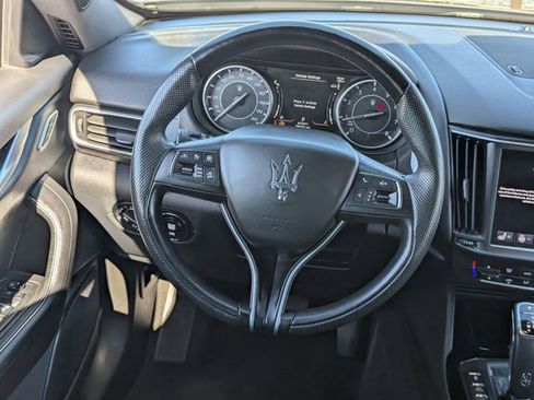 Used 2023 Maserati Levante Modena image 18