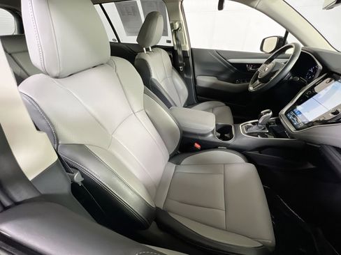 Used 2023 Subaru Outback Limited image 28