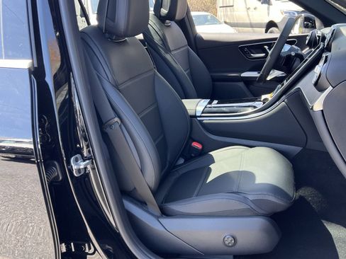 New 2026 Mercedes-Benz GLC 300 4MATIC image 26