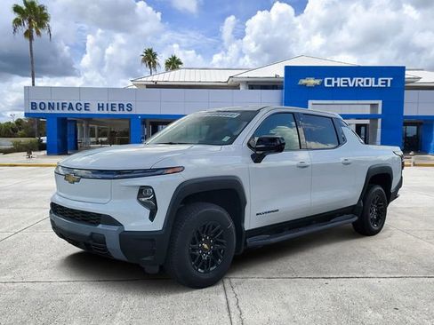New 2026 Chevrolet Silverado EV LT image 3