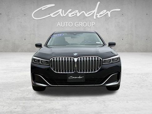 Used 2022 BMW 740i RWD image 18