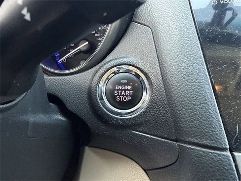 Used 2017 Subaru Outback 2.5i Limited image 22