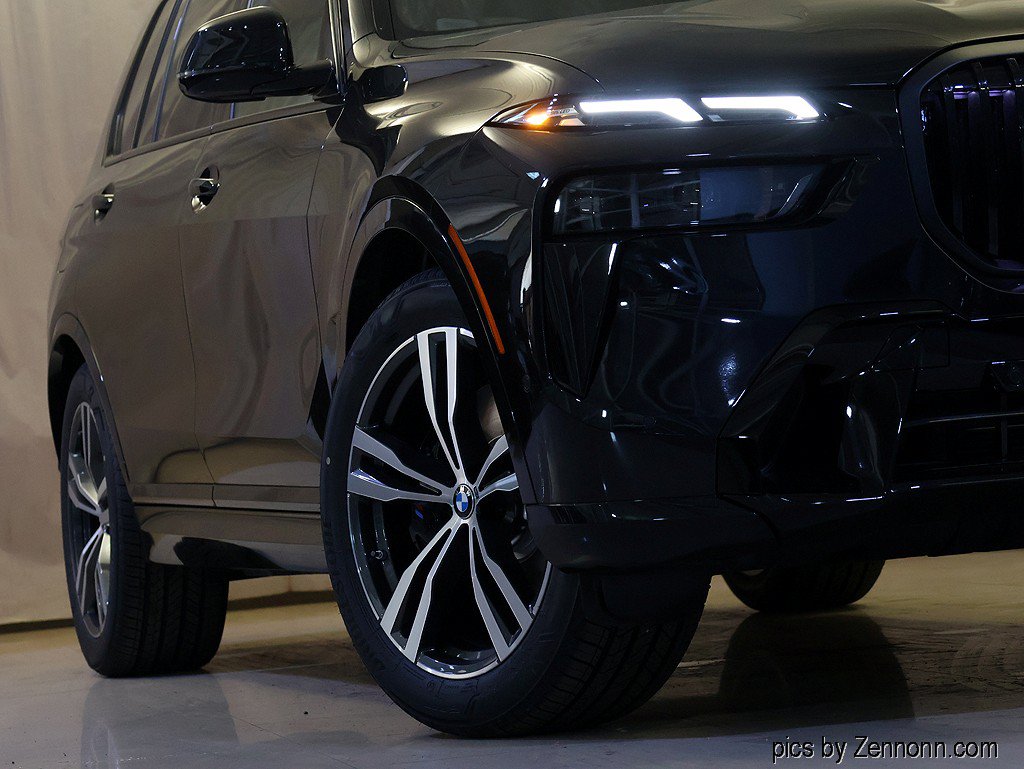 Used 2027 BMW X7 xDrive40i w/ Executive Package AWD/4WD image 4