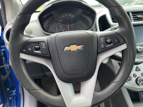 Used 2017 Chevrolet Sonic LT FWD image 18