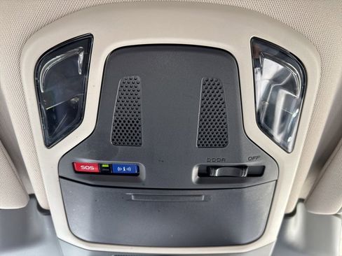 Used 2023 Subaru Outback Premium image 18