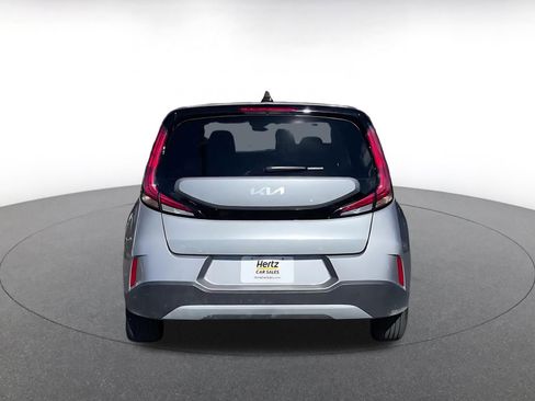 Used 2025 Kia Soul LX w/ LX Technology Package image 12