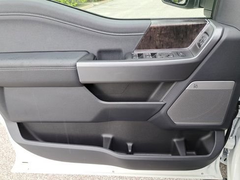 New 2025 Ford F350 Lariat w/ Lariat Ultimate Package image 22