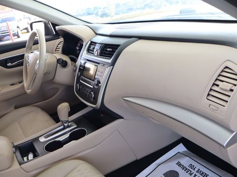 Used 2017 Nissan Altima 2.5 S w/ Power Driver Seat Package image 41