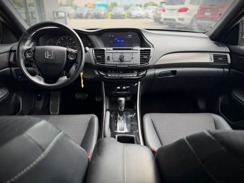 Used 2016 Honda Accord Sport image 6