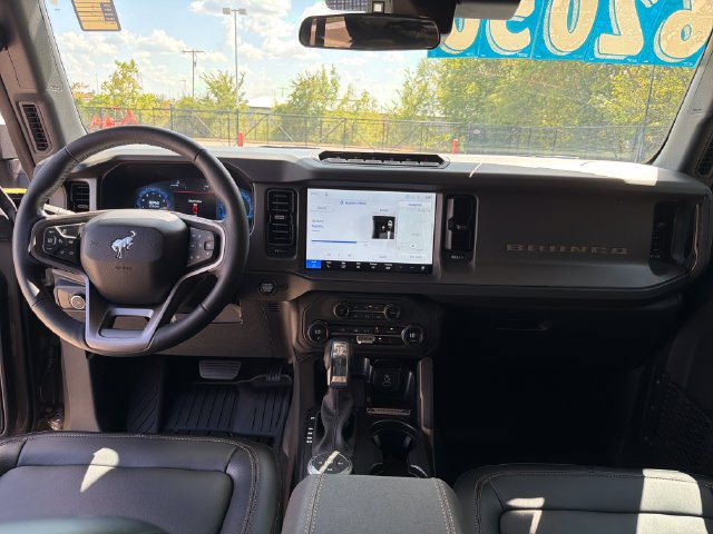 Used 2026 Ford Bronco Badlands AWD/4WD image 15