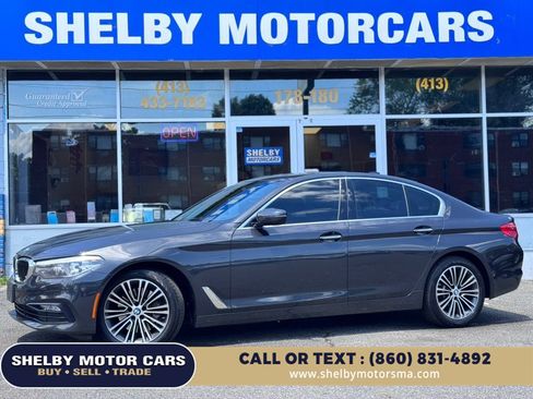 Used 2018 BMW 530i xDrive AWD/4WD image 1