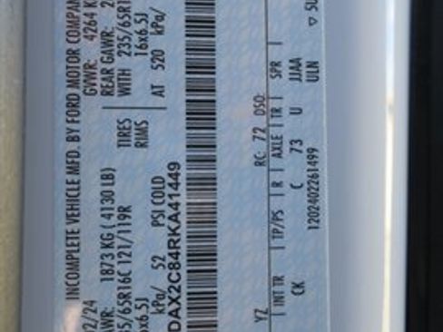 Used 2024 Ford Transit 350 XLT image 17