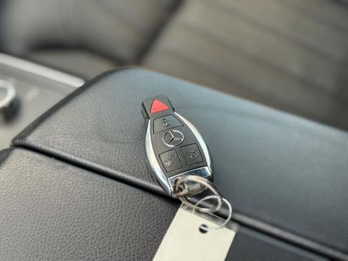 Used 2018 Mercedes-Benz GLE 350 4MATIC image 40