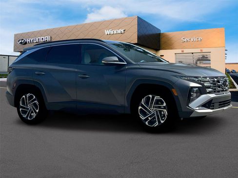 New 2025 Hyundai Tucson Limited AWD/4WD image 29