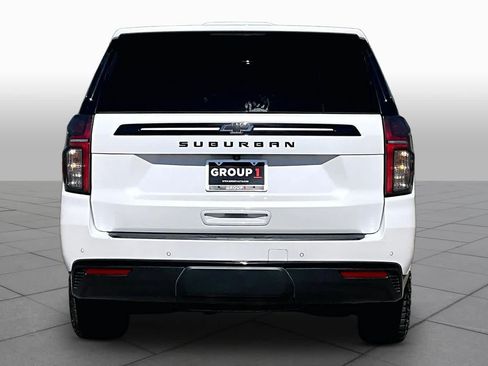 Used 2024 Chevrolet Suburban Z71 w/ Z71 Off-Road Package AWD/4WD image 5