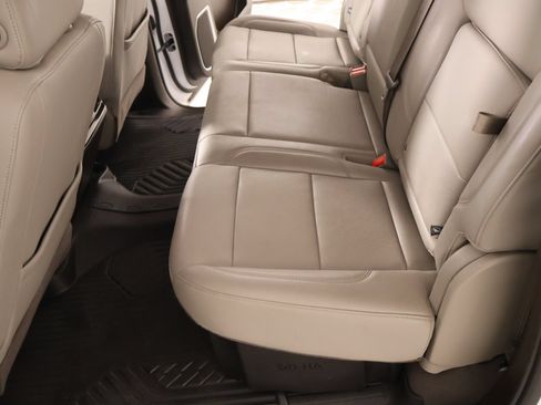 Used 2024 Chevrolet Silverado 1500 LT Trail Boss w/ Convenience Package II AWD/4WD image 13