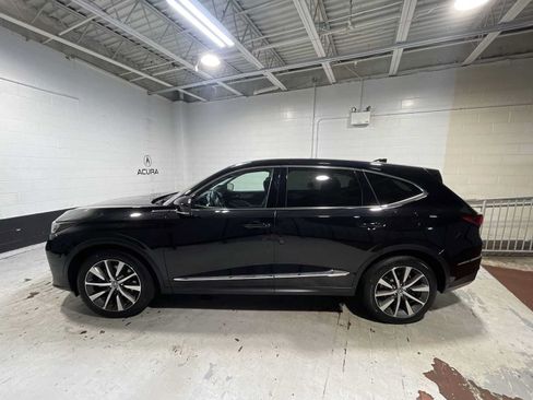 Used 2025 Acura MDX w/ Technology Package AWD/4WD image 3