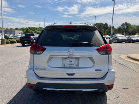 Used 2020 Nissan Rogue S w/ Special Edition Package image 18