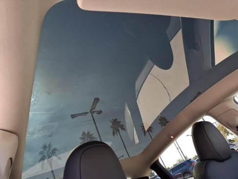 Used 2023 Tesla Model Y Long Range image 20