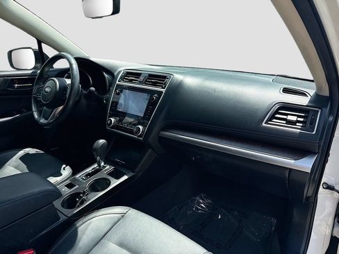 Used 2019 Subaru Outback 2.5i Limited w/ Popular Package #2 AWD/4WD image 32