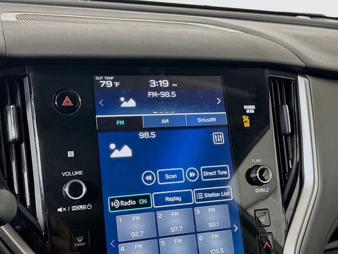 Used 2025 Subaru Outback Onyx Edition AWD/4WD image 19