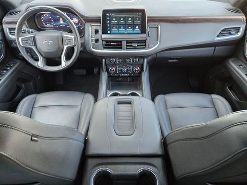 Used 2023 Chevrolet Tahoe Z71 w/ Luxury Package image 13