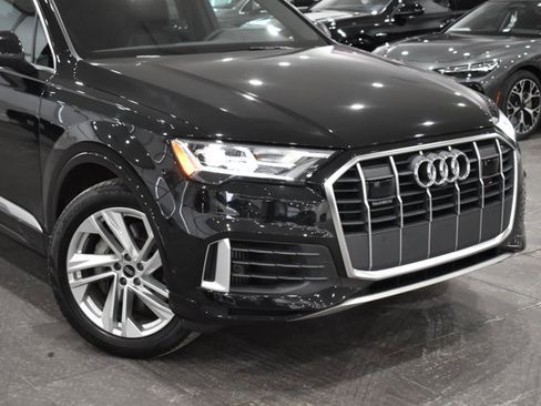 Used 2022 Audi Q7 Premium Plus w/ Premium Plus Package image 3