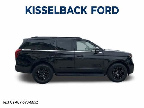 Certified 2025 Ford Expedition Active RWD image 3