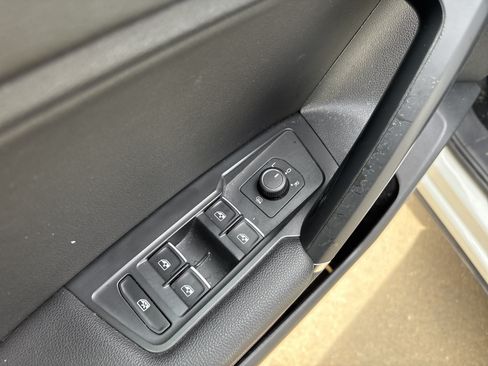 Used 2020 Volkswagen Tiguan S AWD/4WD image 15