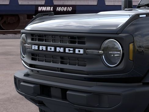 New 2026 Ford Bronco 2-Door AWD/4WD image 19