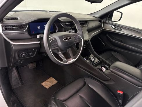 Used 2024 Jeep Grand Cherokee Limited 4xe AWD/4WD image 14