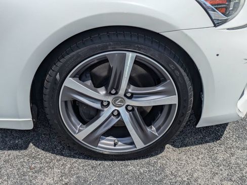 Used 2018 Lexus IS 300 AWD w/ Comfort Package image 10