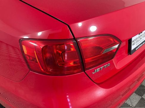 Used 2014 Volkswagen Jetta SE FWD image 18