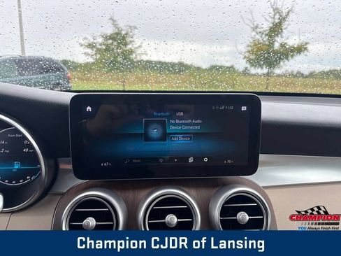 Used 2022 Mercedes-Benz GLC 300 4MATIC image 23