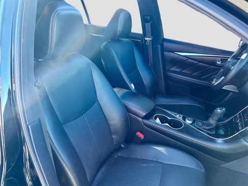 Used 2023 INFINITI Q50 Sensory image 30