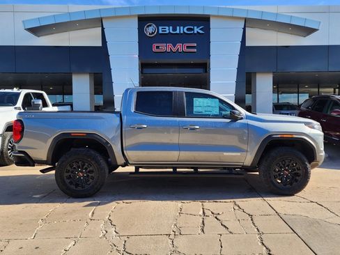 New 2026 GMC Canyon Elevation w/ Convenience Package image 3