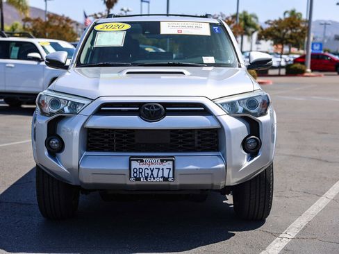 Certified 2020 Toyota 4Runner TRD Off-Road Premium w/ Moonroof Package AWD/4WD image 19