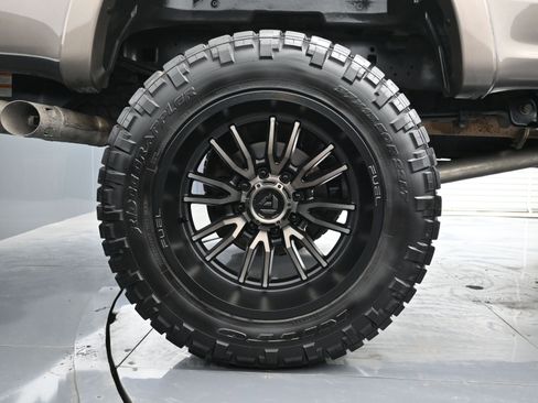 Used 2020 Ford F250 King Ranch w/ FX4 Off-Road Package image 17