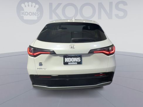 Used 2023 Honda HR-V EX-L image 10