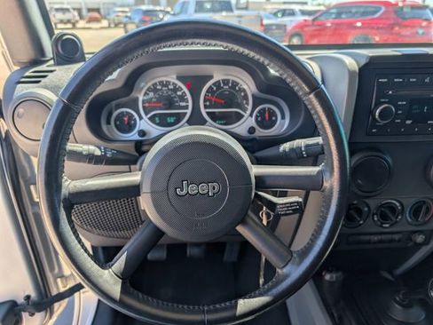 Used 2007 Jeep Wrangler Sahara w/ Dual Top Group image 13