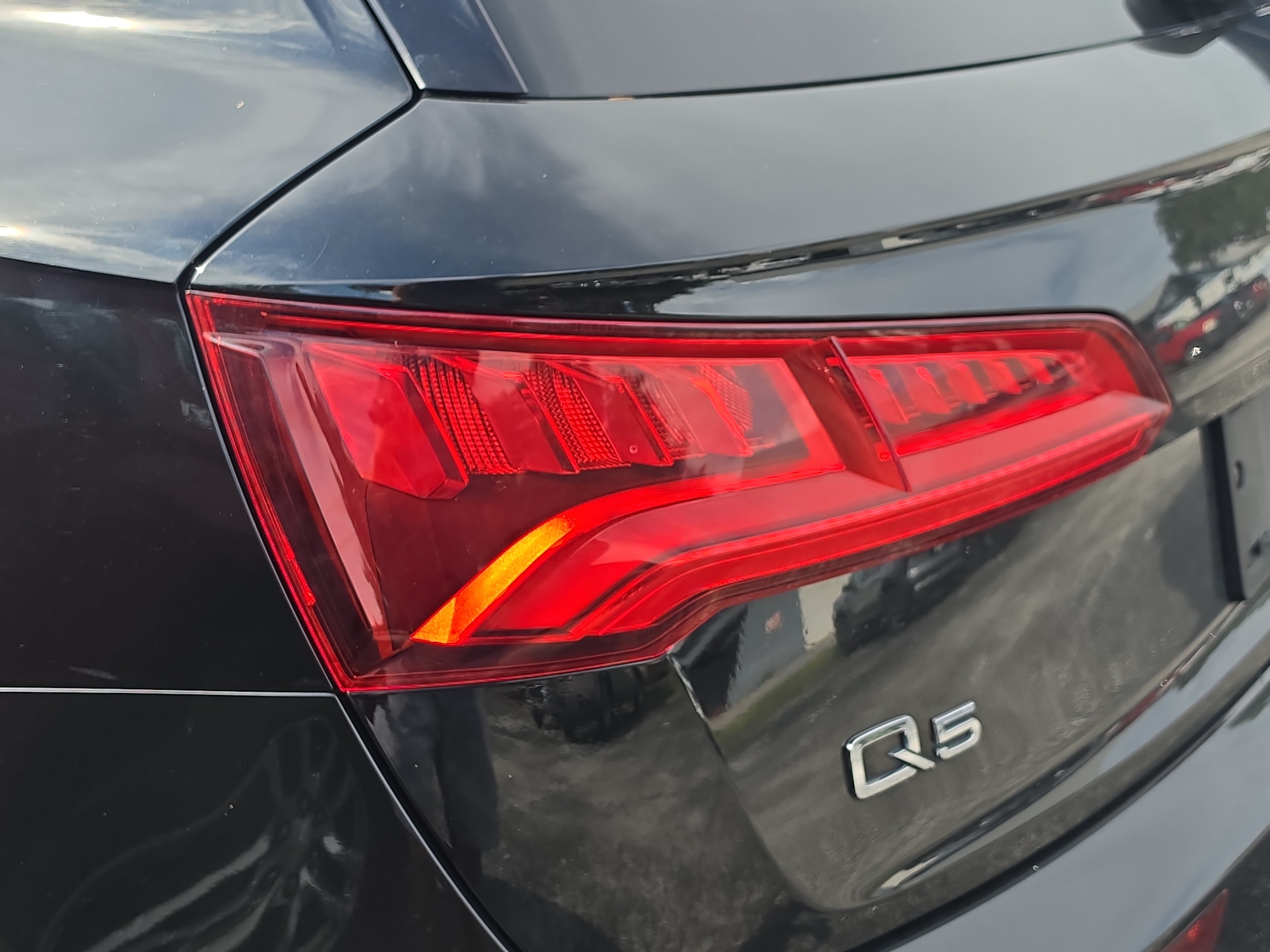 Used 2018 Audi Q5 2.0T Premium Plus AWD/4WD image 10