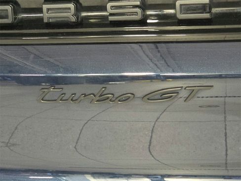 Used 2024 Porsche Cayenne Turbo GT image 27