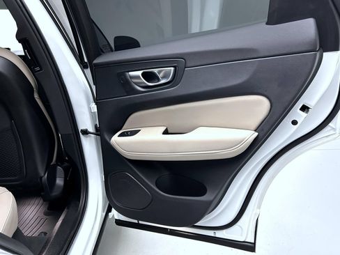Used 2026 Volvo XC60 B5 Plus w/ Protection Package Premier AWD/4WD image 17