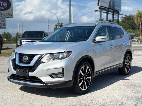 Used 2019 Nissan Rogue SL AWD/4WD image 1