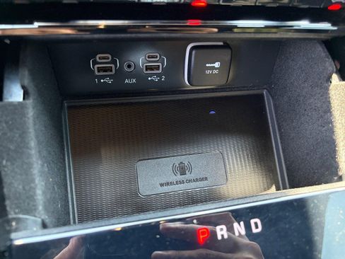 Used 2022 Jeep Grand Cherokee Altitude AWD/4WD image 28
