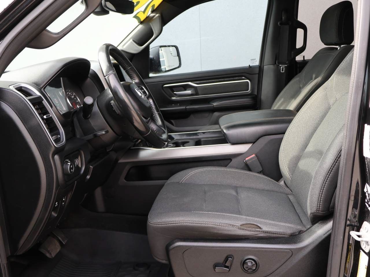 Used 2020 RAM 1500 Big Horn RWD image 8