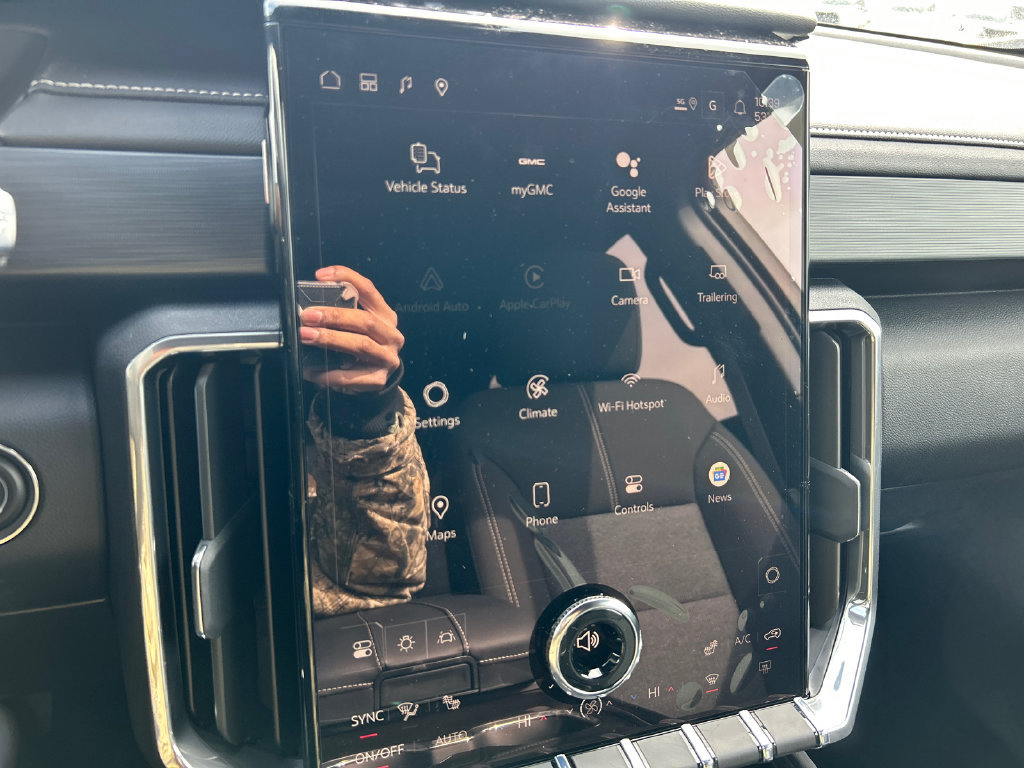 New 2026 GMC Acadia Elevation w/ Black Edition AWD/4WD image 24